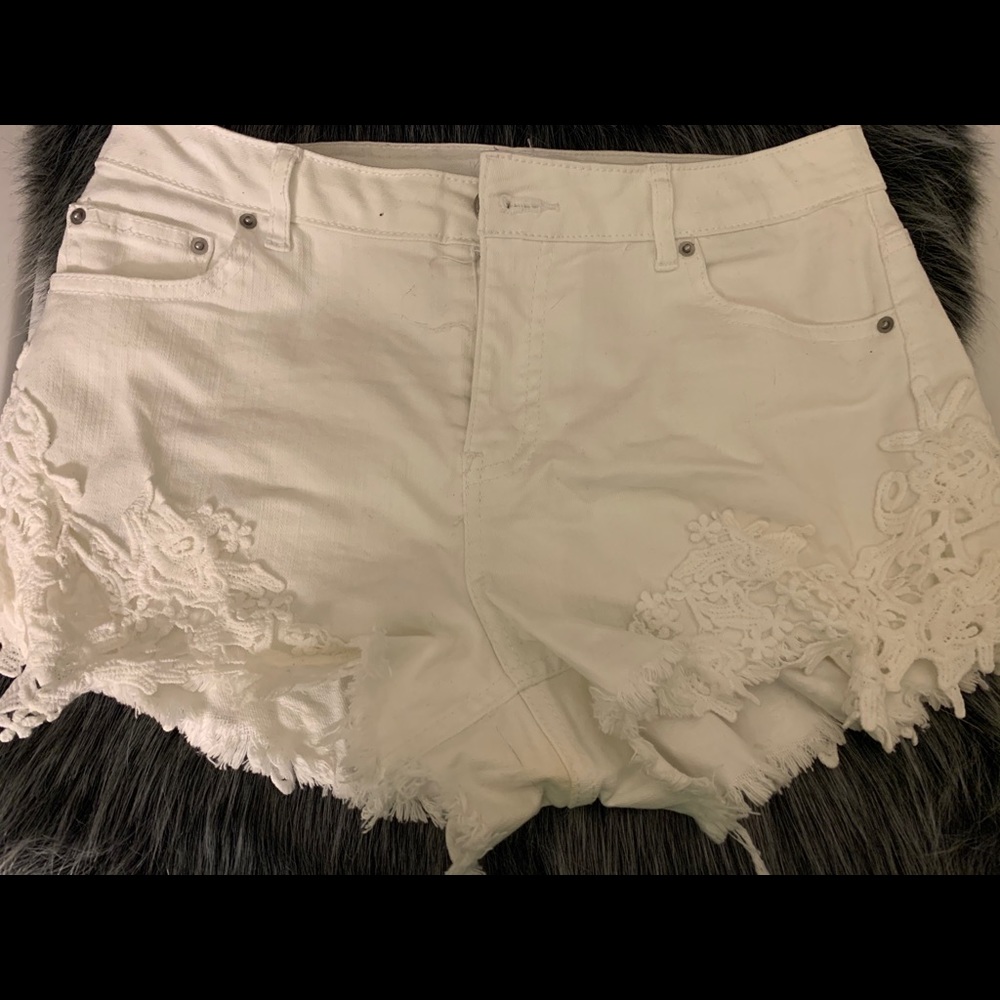 White lace shorts